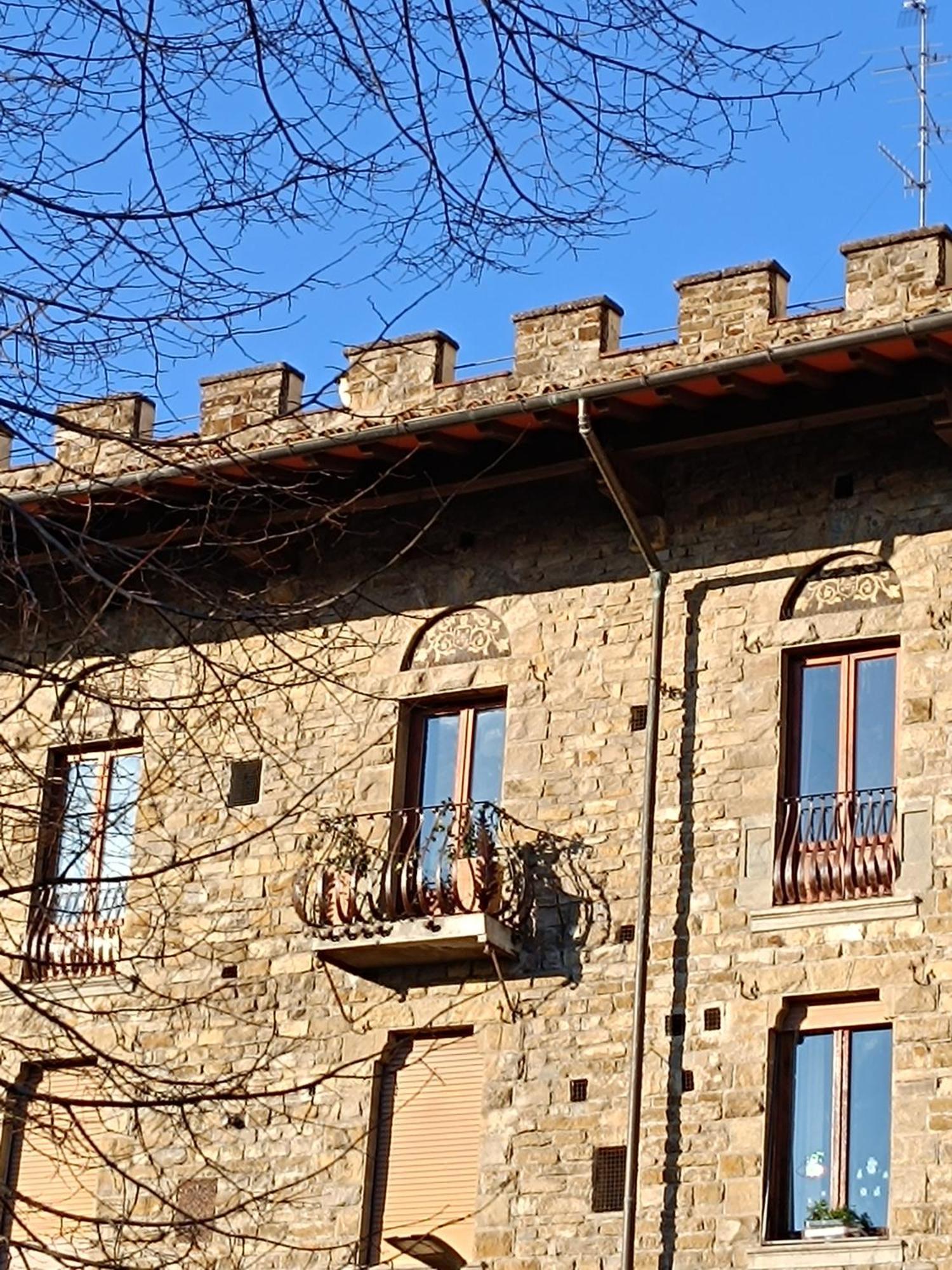 Florence Castle Apartment 2 Bedrooms, 2 Bathrooms Bagian luar foto