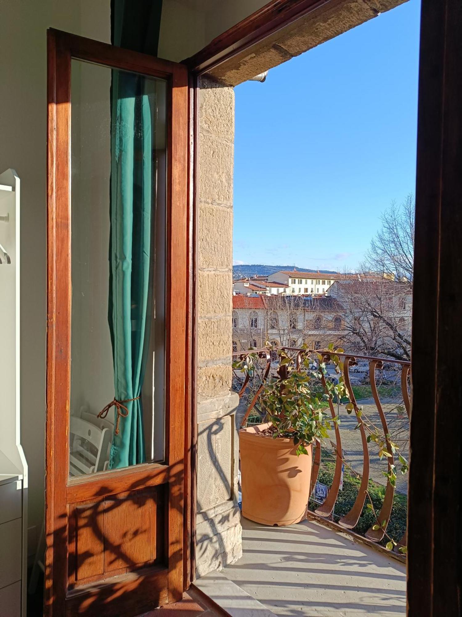 Florence Castle Apartment 2 Bedrooms, 2 Bathrooms Bagian luar foto