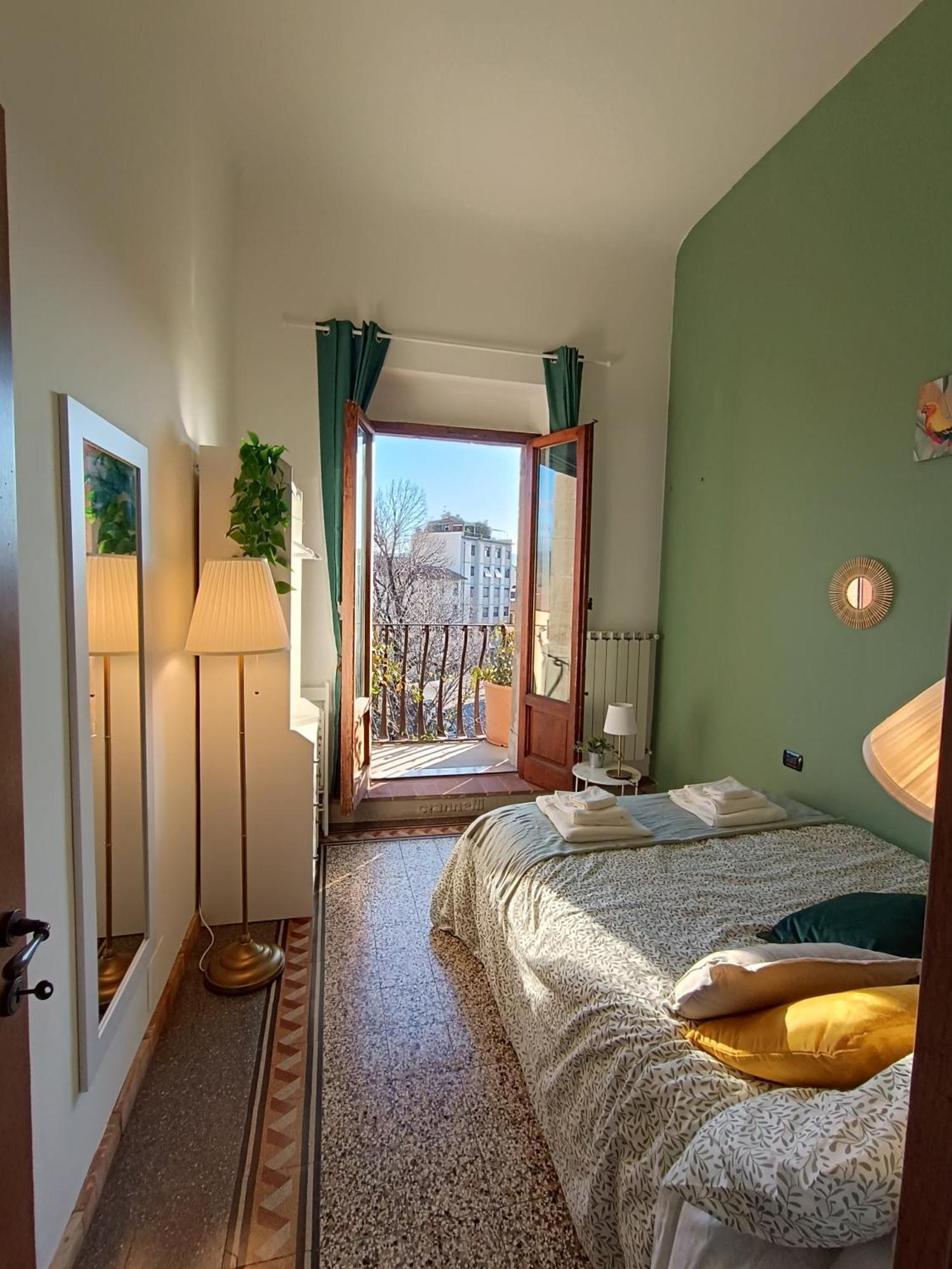 Florence Castle Apartment 2 Bedrooms, 2 Bathrooms Bagian luar foto