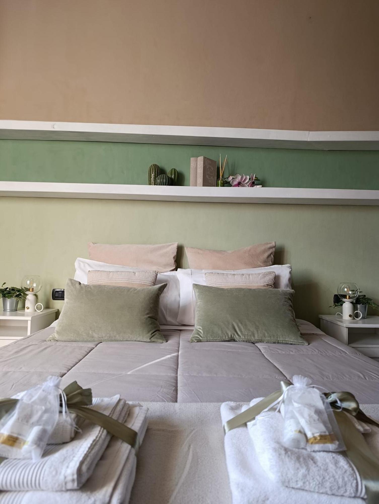 Florence Castle Apartment 2 Bedrooms, 2 Bathrooms Bagian luar foto