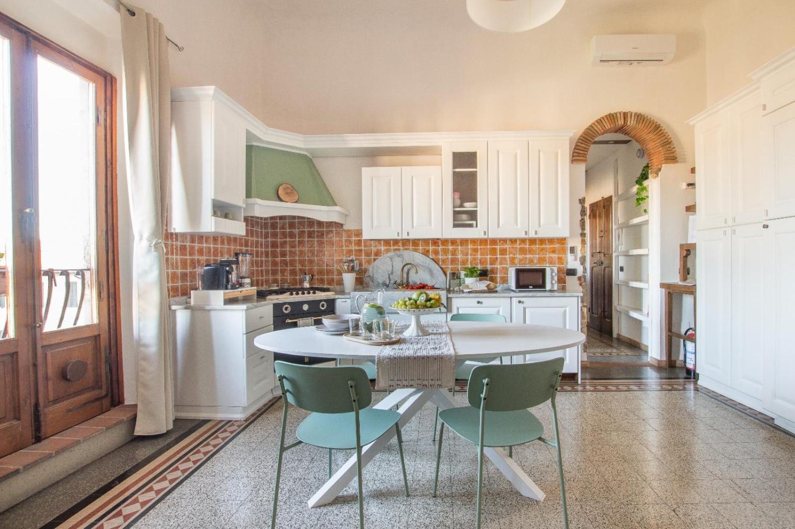 Florence Castle Apartment 2 Bedrooms, 2 Bathrooms Bagian luar foto